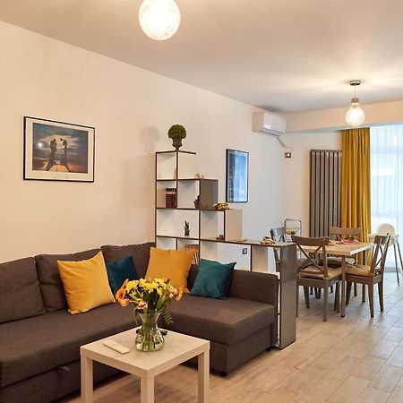 Submarine Apartment Spa N Pool Beach Resort Navodari Exterior photo